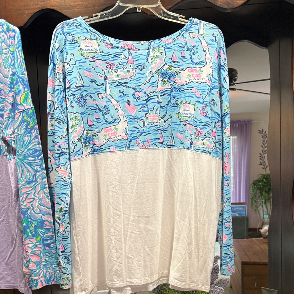 Lilly Pulitzer Blue & White Long Sleeve Colorblock Top